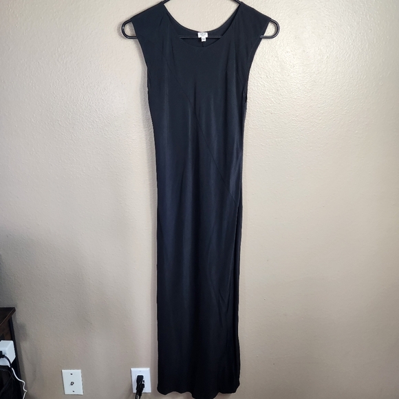 Aritzia Wilfred Womens 0 Black 100% Silk Sleeveless Midi Dress